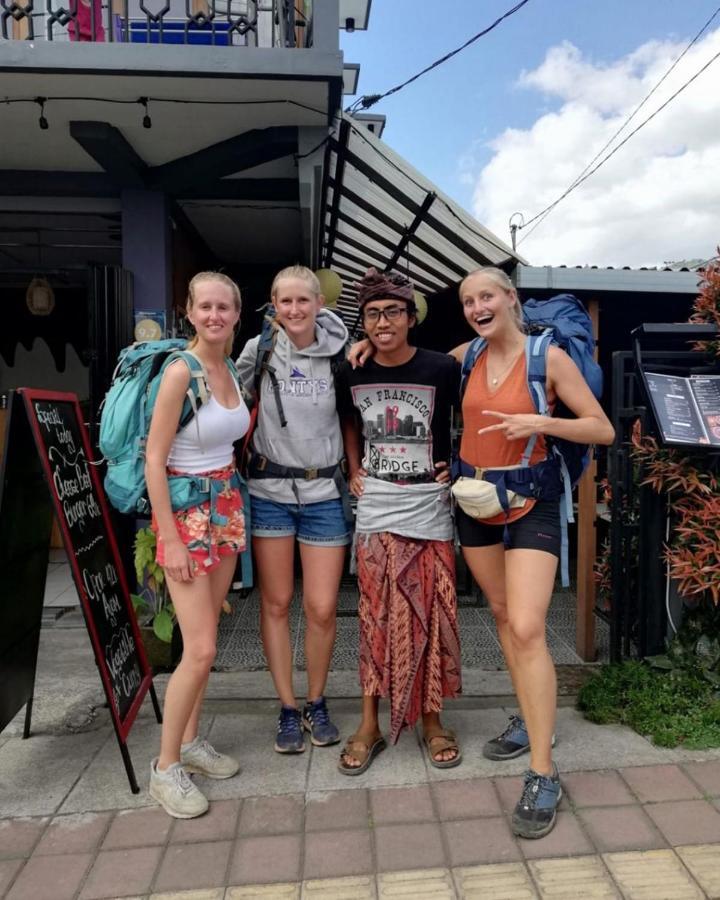 Dong Paloh Hostel Munduk Esterno foto